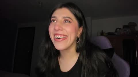 Snapshot of bunnyy09 chatting on September 2025 03:28:01 AM Jess online show from September 2025 03:28:01 AM