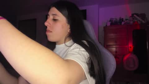 Jess online show from November 2025 03:12:01 AM