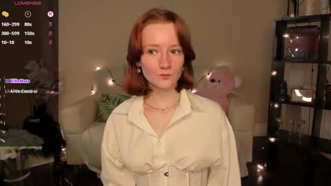 Snapshot of bunnyy_4u chatting on May 2026 03:51:02 PM Lilith online show from May 2026 03:51:02 PM