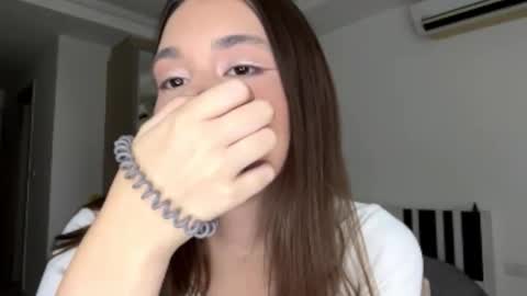 Snapshot of burmahimes chatting on February 2026 08:20:01 AM Nica online show from February 2026 08:20:01 AM