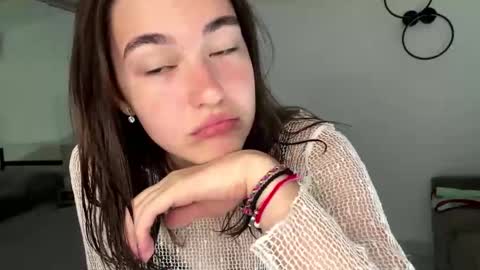 Snapshot of burmahimes chatting on March 2026 07:43:01 AM Nica online show from March 2026 07:43:01 AM