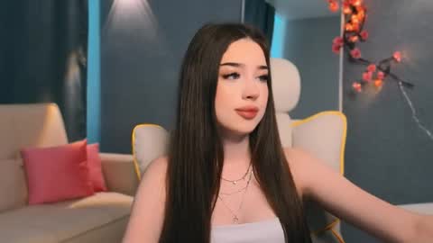 Amelia online show from May 2026 04:28:02 AM