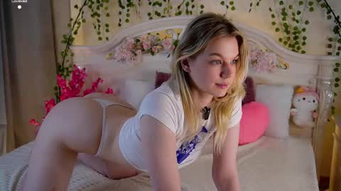 Jessica online show from October 2025 02:57:01 PM