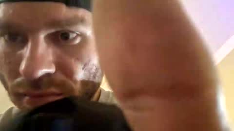 Snapshot of burnoutsboys789874829 chatting on November 2025 08:32:01 PM burnoutsboys789874829 online show from November 2025 08:32:01 PM