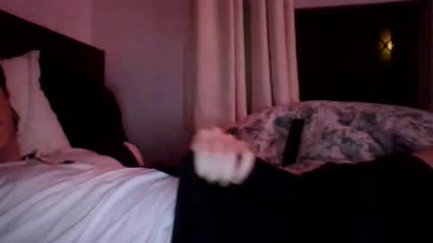 Snapshot of burnttoast6 chatting on November 2025 11:57:02 AM burnttoast6 online show from November 2025 11:57:02 AM