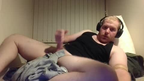 Snapshot of bushmate92 chatting on February 2025 02:20:02 PM bushmate92 online show from February 2025 02:20:02 PM