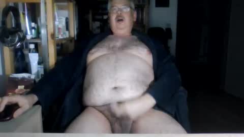 Snapshot of busibaer666 chatting on January 2025 05:01:01 AM busi online show from January 2025 05:01:01 AM