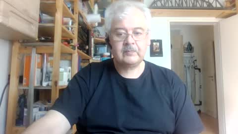 Snapshot of busibaer666 chatting on September 2025 12:18:01 PM busi online show from September 2025 12:18:01 PM