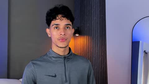 Buster independent model online show from January 2025 12:16:02 PM