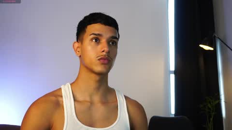 Buster independent model online show from April 2026 05:43:02 PM