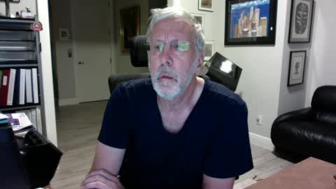 Snapshot of bustinout99 chatting on December 2024 09:12:01 AM afternoon wood online show from December 2024 09:12:01 AM