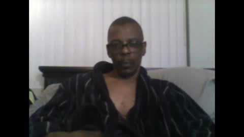 Busturgutzgd1 online show from February 2025 06:45:02 AM