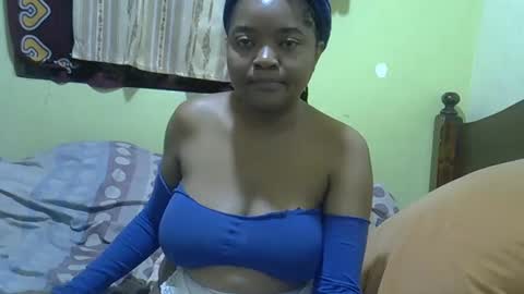 Snapshot of busty_kenzi chatting on December 2024 10:16:02 PM busty kenzi online show from December 2024 10:16:02 PM