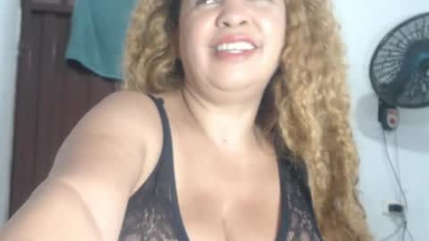 Snapshot of bustyamanda_ chatting on July 2026 12:04:02 PM Amanda online show from July 2026 12:04:02 PM