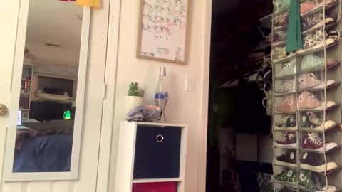 Snapshot of buttcheek18 chatting on April 2026 01:23:02 AM John online show from April 2026 01:23:02 AM