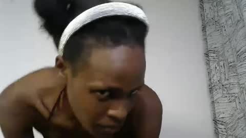 Snapshot of butterfly_savage chatting on October 2025 11:13:01 PM butterfly_savage online show from October 2025 11:13:01 PM