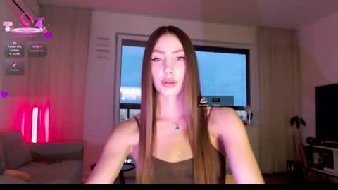 Lauren online show from November 2025 03:22:01 PM