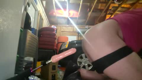 Snapshot of buttfix chatting on May 2026 05:46:01 AM buttfix online show from May 2026 05:46:01 AM