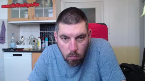 Snapshot of bux404 chatting on January 2025 07:42:01 AM Pete online show from January 2025 07:42:01 AM