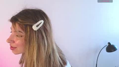 Kira online show from October 2025 09:22:02 AM