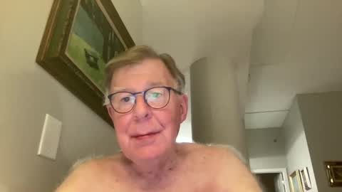 bythebridges48 online show from September 2025 11:17:02 PM