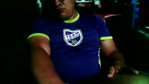 Snapshot of cachito83915 chatting on October 2025 04:40:01 AM Cachudosexy online show from October 2025 04:40:01 AM