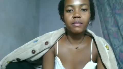 Snapshot of caella98 chatting on April 2026 06:22:01 AM caella98 online show from April 2026 06:22:01 AM