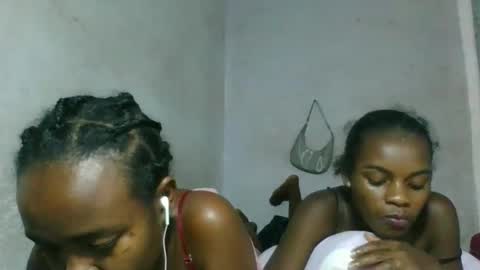 Snapshot of caella98 chatting on April 2026 09:42:02 PM caella98 online show from April 2026 09:42:02 PM