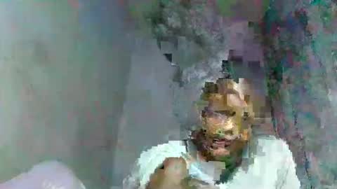 Snapshot of caella98 chatting on April 2026 10:11:01 AM caella98 online show from April 2026 10:11:01 AM