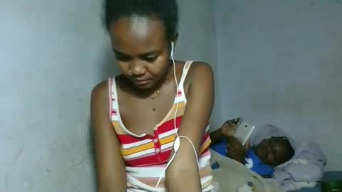 Snapshot of caella98 chatting on April 2026 08:07:01 PM caella98 online show from April 2026 08:07:01 PM