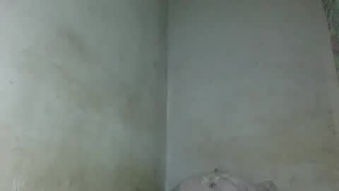 Snapshot of caella98 chatting on May 2026 02:45:01 PM caella98 online show from May 2026 02:45:01 PM