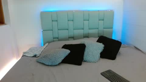 Cailyn Independent model online show from February 2026 11:13:01 AM