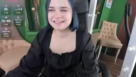 Gina online show from November 2025 09:58:01 AM