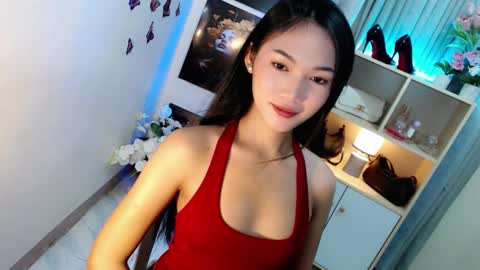 caitlin online show from December 2025 07:21:02 PM