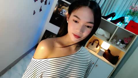 caitlin online show from April 2026 08:45:02 PM