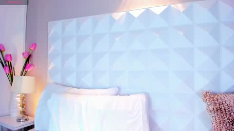 Caitlyn  online show from December 2024 08:07:02 PM