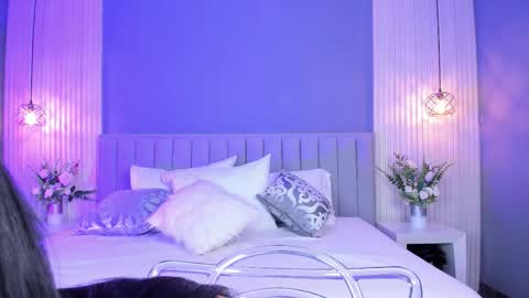 Caitlyn  online show from October 2025 11:13:01 PM