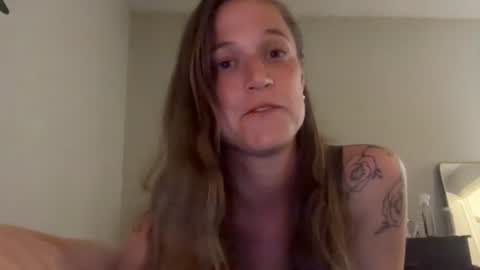 Snapshot of cali_june chatting on June 2026 03:09:02 AM Cali Junicorn the Third online show from June 2026 03:09:02 AM