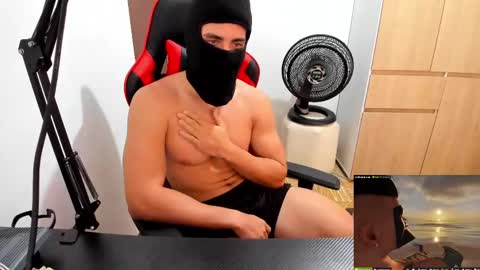 calihotcaliente27 online show from February 2025 04:14:02 PM