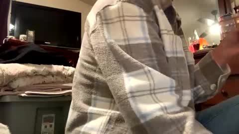 calishop1 online show from February 2025 03:29:01 AM