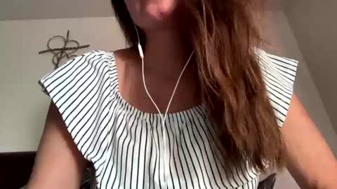Snapshot of calishop1 chatting on July 2026 01:56:02 AM calishop1 online show from July 2026 01:56:02 AM