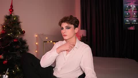 Snapshot of call__me_leo chatting on December 2024 05:10:02 PM Call me Leo online show from December 2024 05:10:02 PM