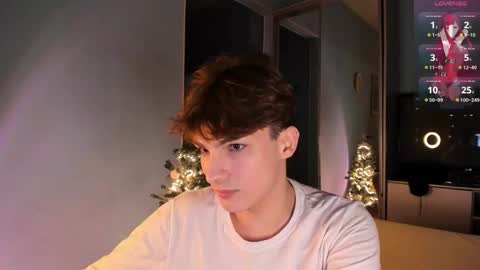 Snapshot of call__me_leo chatting on January 2025 10:25:02 PM Call me Leo online show from January 2025 10:25:02 PM