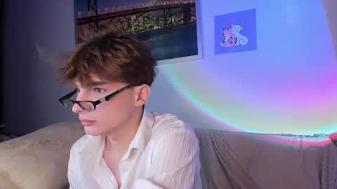 Snapshot of call__me_leo chatting on February 2025 09:29:01 PM Call me Leo online show from February 2025 09:29:01 PM