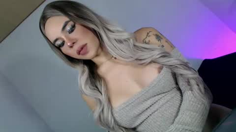 Snapshot of call_me_clara chatting on July 2026 01:52:01 AM CALL ME CLARA online show from July 2026 01:52:01 AM