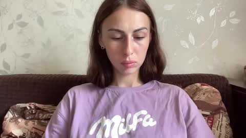 Anna online show from September 2025 11:10:01 AM