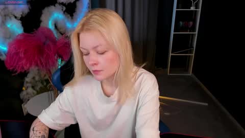 Robin online show from April 2026 03:07:02 AM