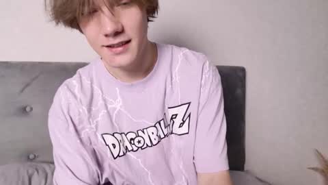 Snapshot of callmenineoneseven chatting on October 2025 07:09:02 PM Nick online show from October 2025 07:09:02 PM