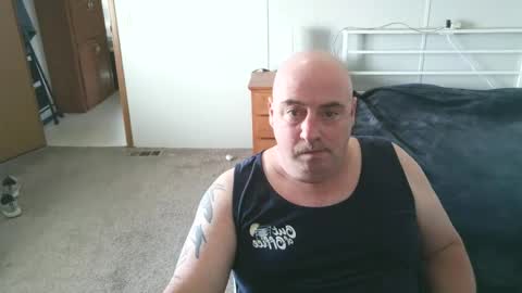 Snapshot of calvin420420 chatting on April 2026 08:21:01 PM longjohn74 online show from April 2026 08:21:01 PM