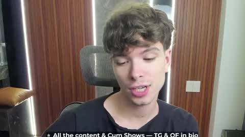 Hey I am Calvin  online show from April 2026 05:10:02 PM